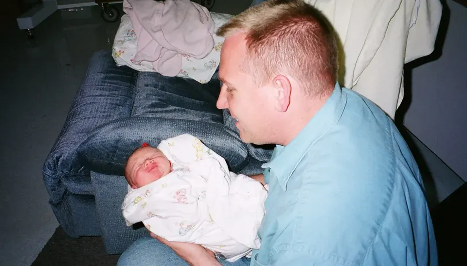 Welcoming a newborn · 1998